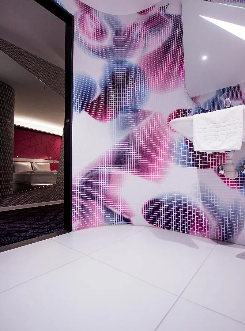 Magic Hotel Xhibition Bergen